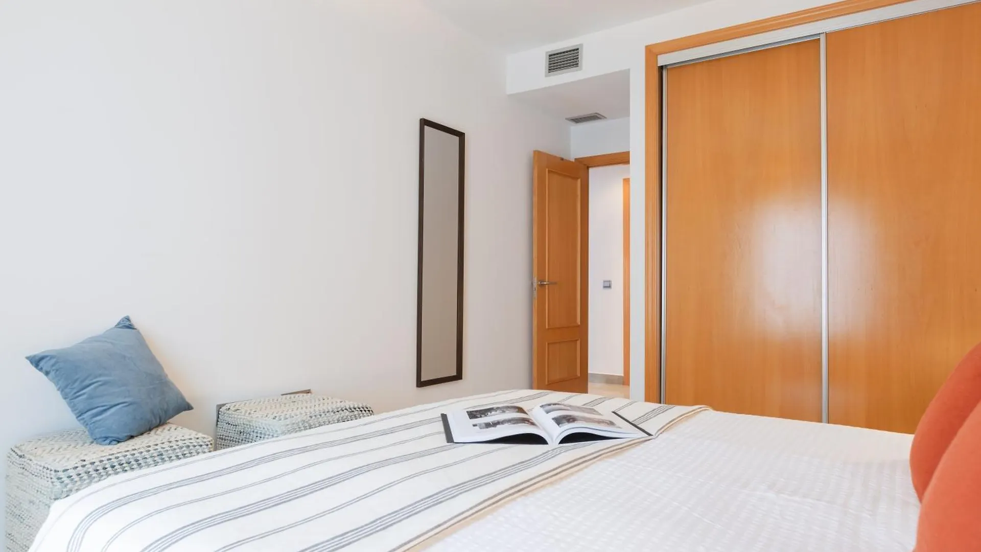 Apartamento Hi Urban Malaga Centro 0*,  España