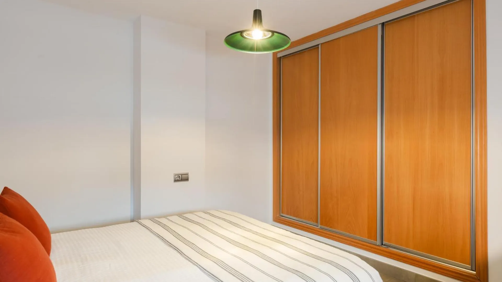 Apartamento Hi Urban Malaga Centro 0*,
